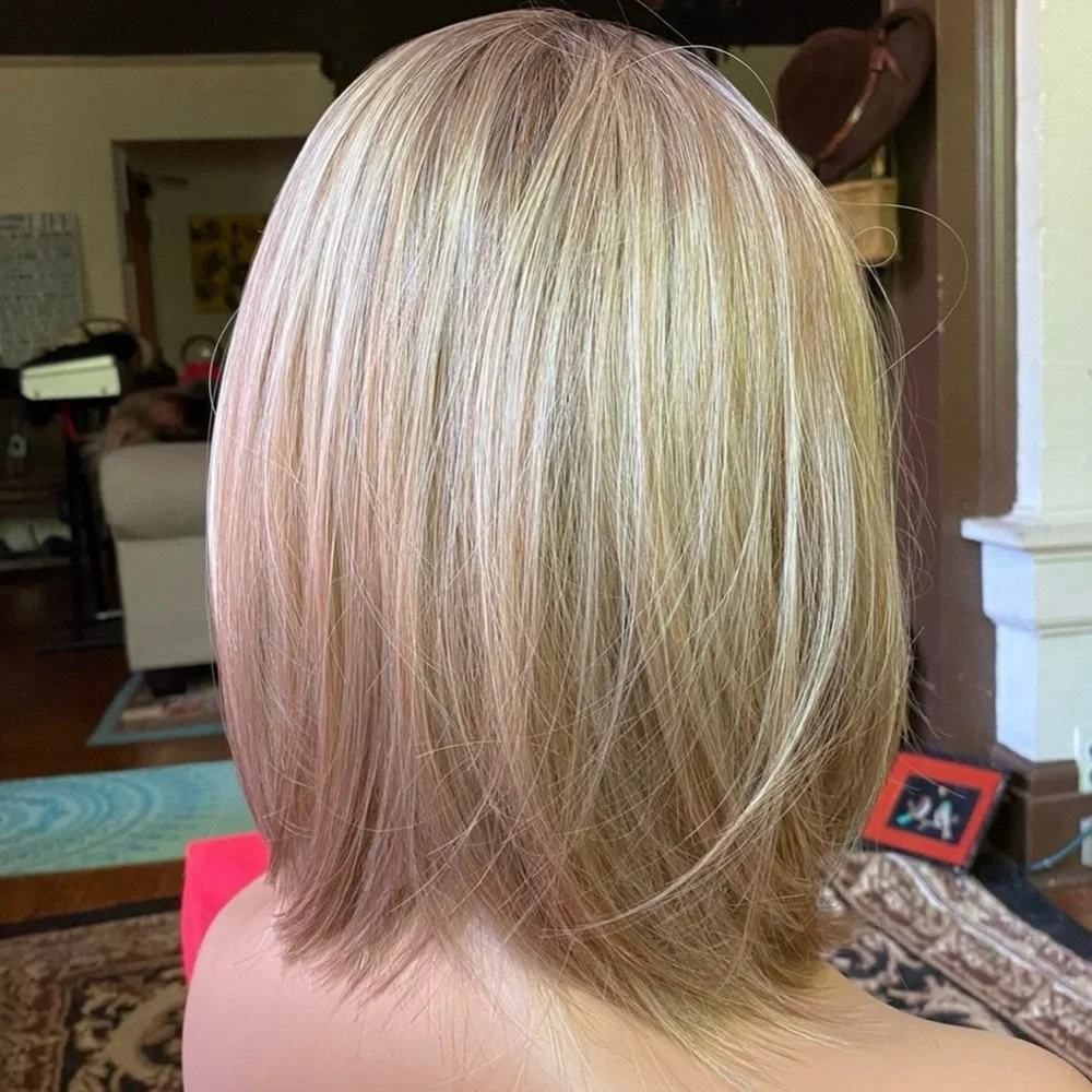 Champagne dirty blonde lace bob wig